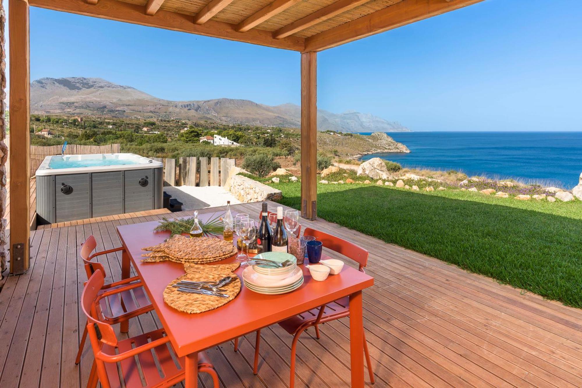 Cala Bianca Villa *