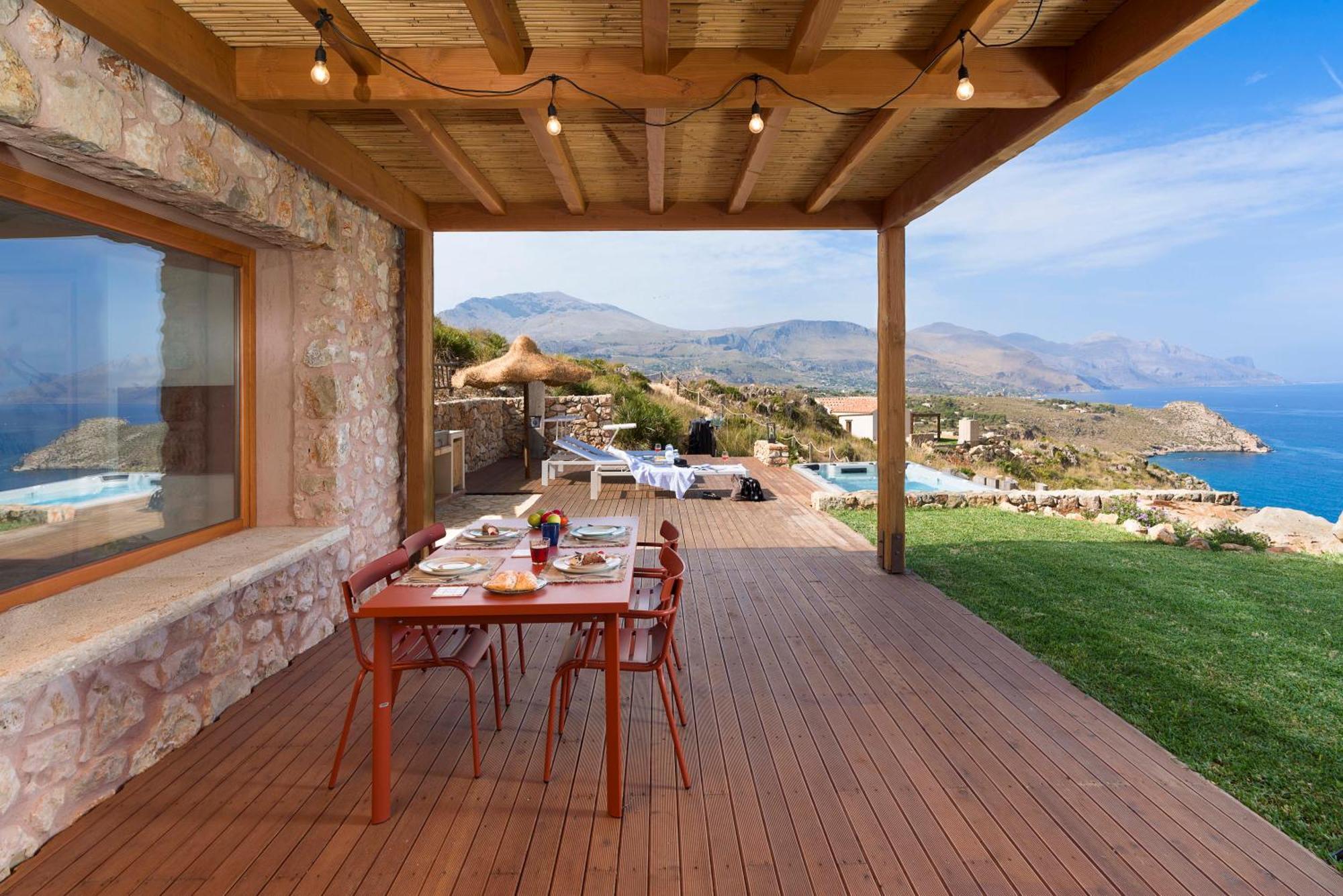 Cala Bianca Villa *