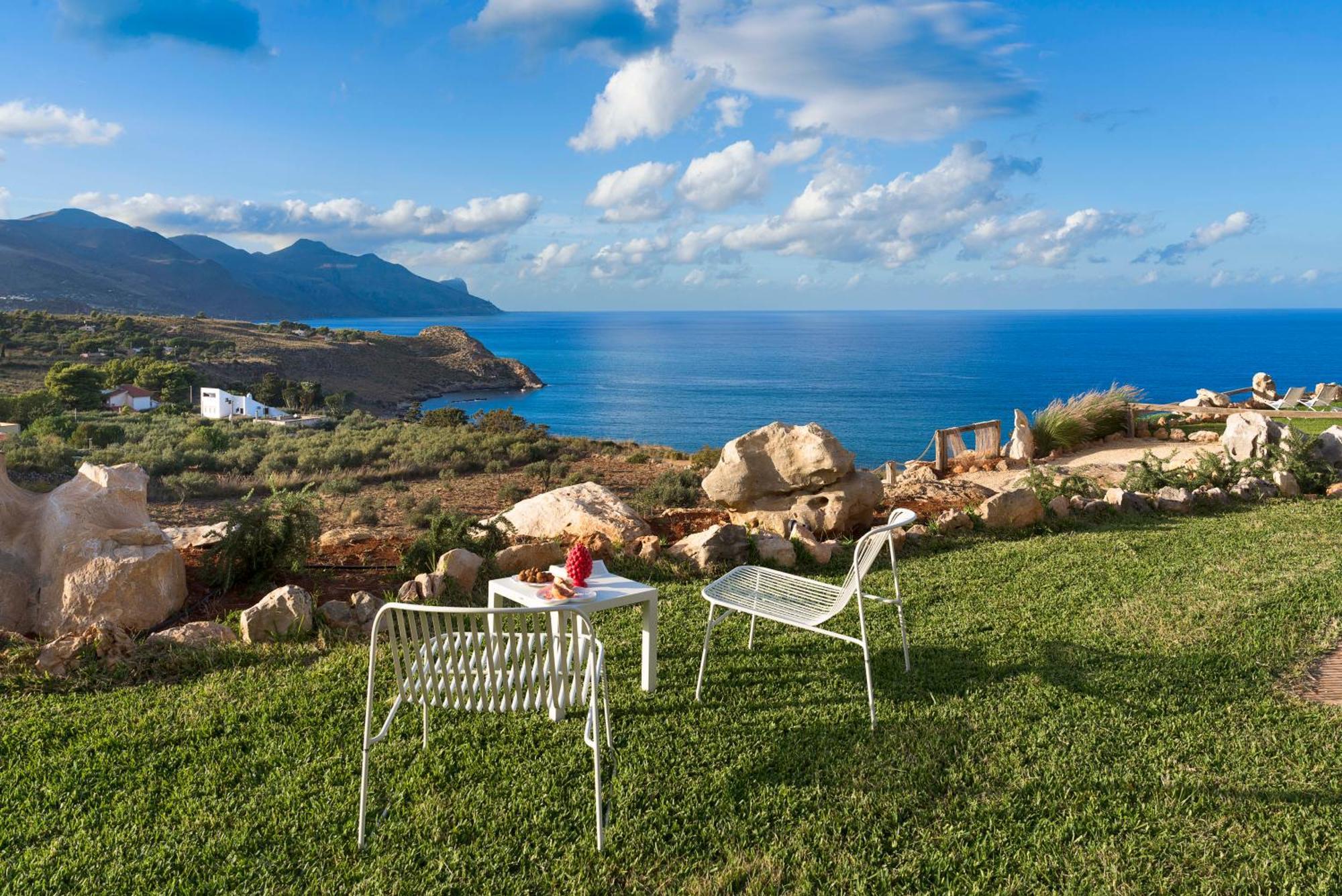 Cala Bianca Villa *