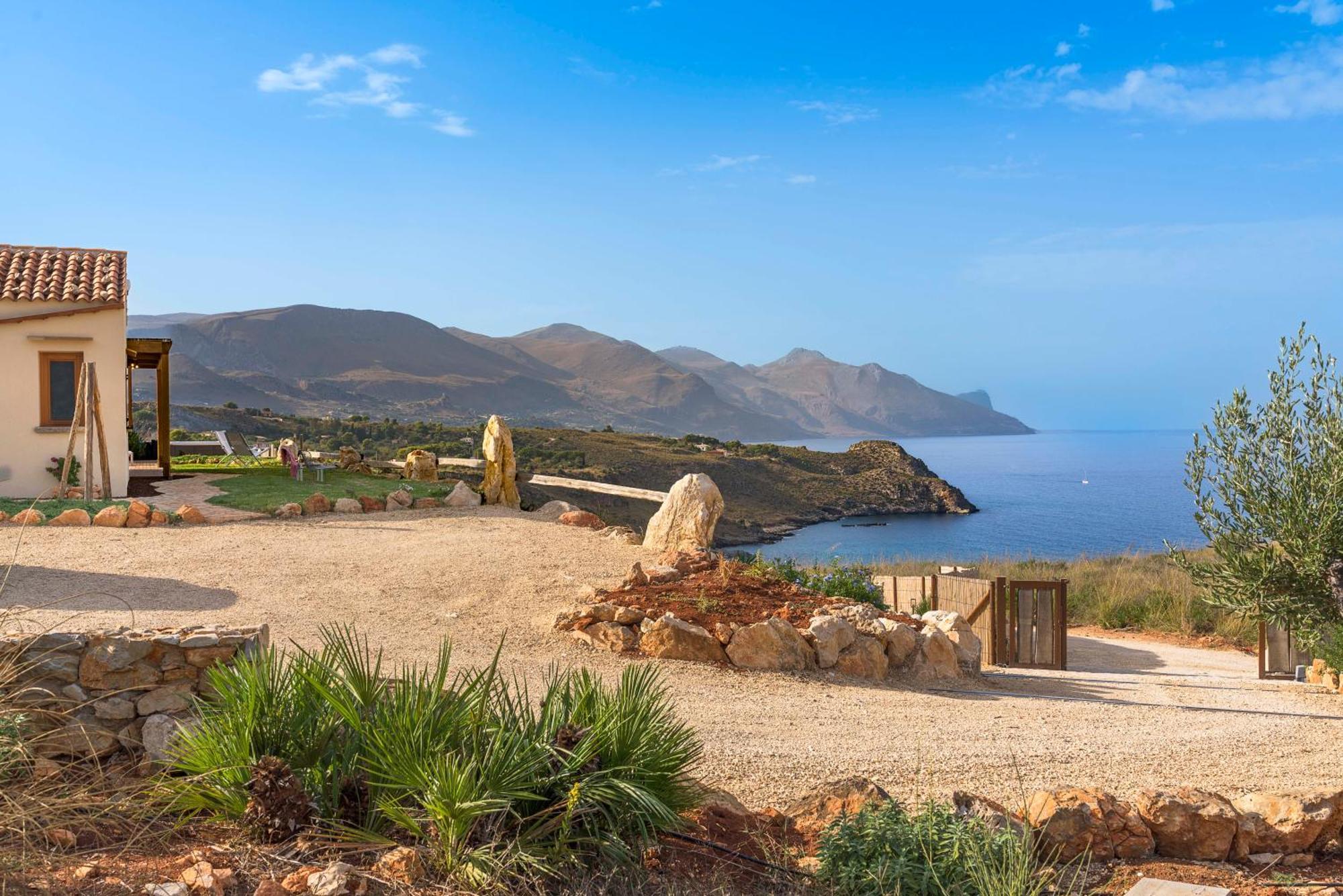 Cala Bianca Villa *